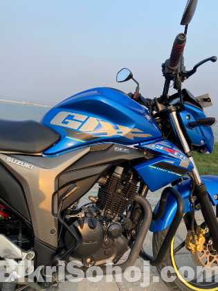 Suzuki Gixxer